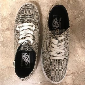 Woven patterned Vans